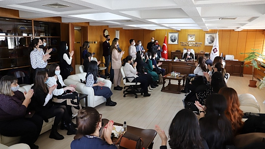 Kazakistanlı Öğrencilerden Fırat Üniversitesi'ne Ziyaret