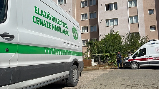 Elazığ'da Gece Camdan Düşen Yaşlı Adamın Cansız Bedeni Sabah Fark Edildi