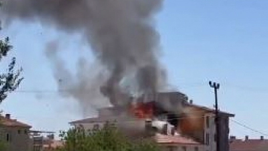 Elazığ'da Korkutan Yangın!