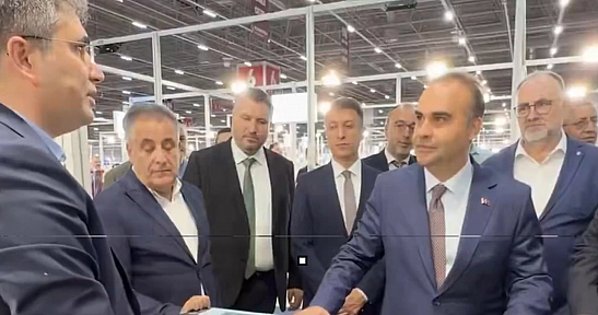 Bakan Kacır: Tekstil sektöründe 1,2 milyon istihdam korundu