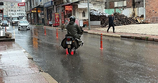 Meteoroloji uyardı, Elazığ'da sağanak başladı