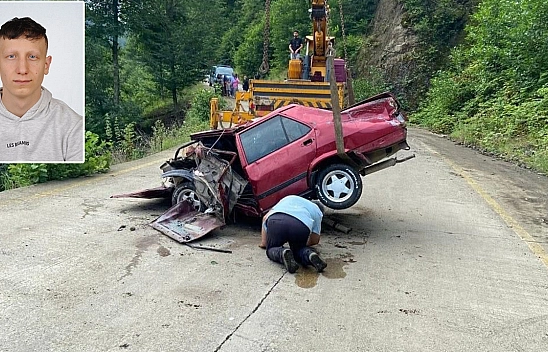 19 Yaşındaki Sürücü Hayatını Kaybetti