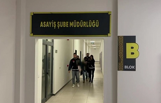 19 yıl önce doğurduğu bebeğini çöpe atmıştı: Mahkemede 'Hatırlamıyorum' diyerek ağladı