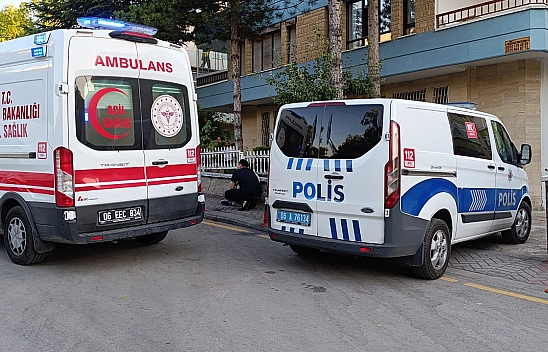 2 Çocuğunu ve Kendisini Tabancayla Öldürdü!