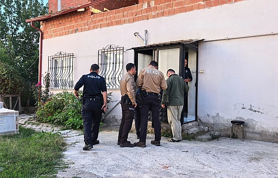 63 Yaşındaki şahıs evinde ölü bulundu
