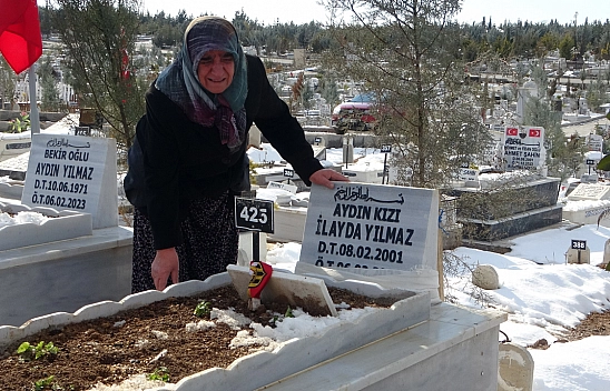 Acılı Anne 'Mezarlığa Her Gün Geliyorum  Benim Evim Burası Artık'