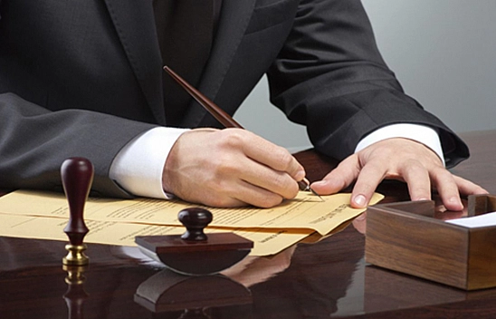 Acınası Siyasilerimiz