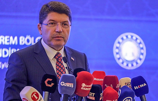 Adalet Bakanı Yılmaz Tunç'tan Instagram Açıklaması