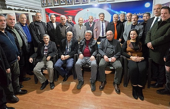 Ahde Vefa Derneği'nde sohbet: Yapay zeka gerçek zekanın yerini alabilir mi?