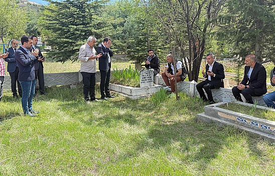 Ahmet Aytar Elazığ'da kabri başında anıldı