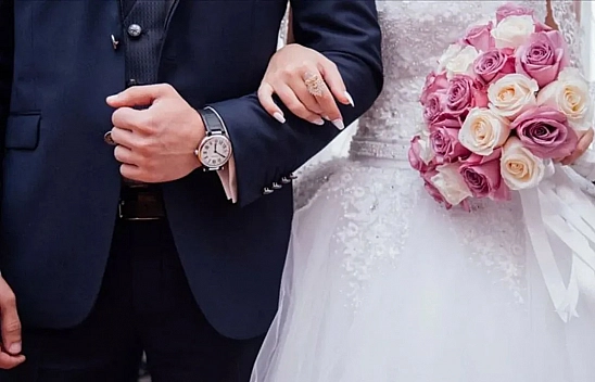 Aile ve Gençlik Fonu'ndan genç çiftlere milyarlık destek