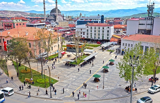 Aileler Dikkat! Elazığ'da Yarın Okullar Tatil...