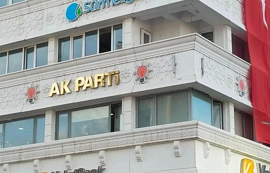 AK Parti kurucu başkanı hayatını kaybetti