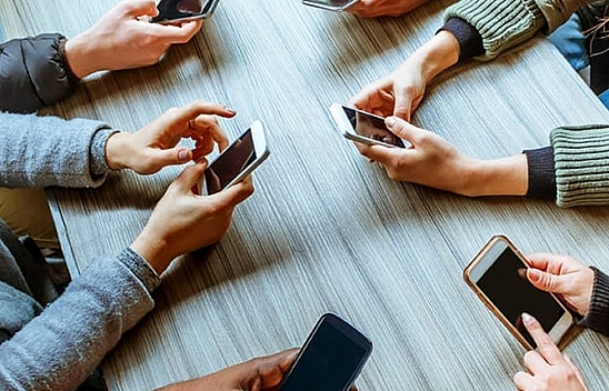 Akıllı Telefon, Körelmiş Gençlik