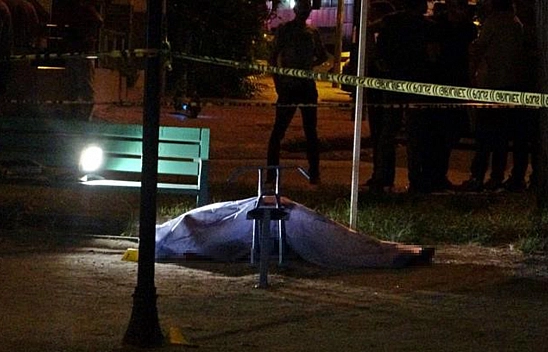 Arkadaşını Bıçaklayarak Öldürdü, 'Ben Değil İçki Yaptı' Dedi