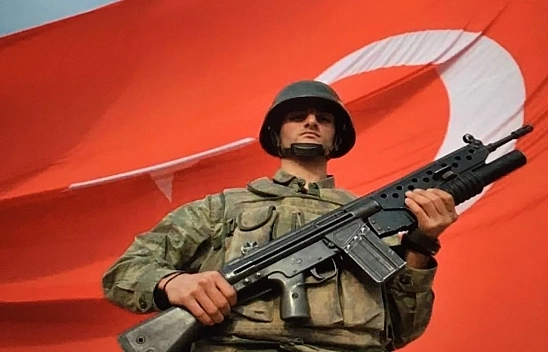 Askerlik süresi 3 aya mı düşüyor? MSB'den açıklama yapıldı: Milyonlar merakla bekliyordu