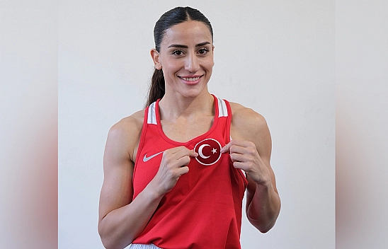 Avrupa Boks Şampiyonası'nda Elazığlı Gizem Özer Bronz Madalya kazandı