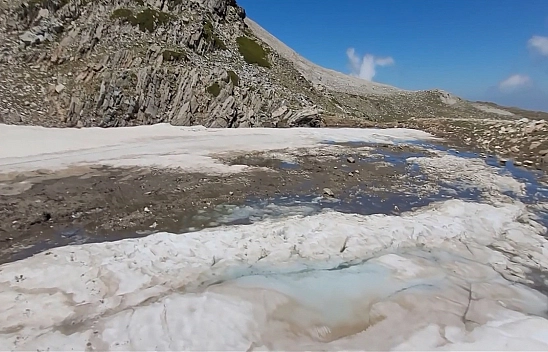 Aynı Gün İki Mevsimi Birden Yaşadılar...Tişört ile Çıktı, Kar Montuyla Geri Döndü