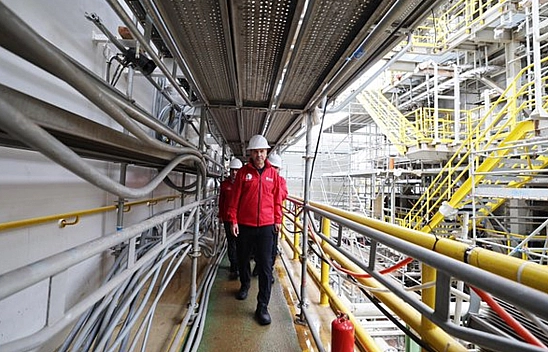 Bakan Bayraktar Filyos Doğal Gaz İşleme Tesisi'nde incelemelerde bulundu