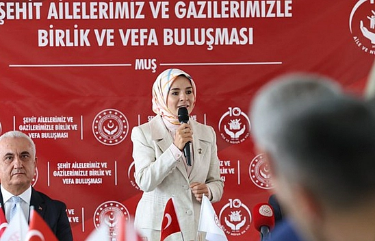 Bakan Göktaş Muş'ta Şehit Aileleri ve Gazilerle buluştu