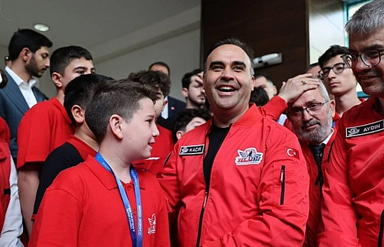 Bakan Kacır ile Selçuk Bayraktar'dan Diyarbakır'da TEKNOFEST 2026 mesaisi
