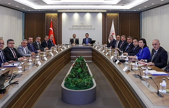 Bakan Kurum: Elazığ için iş birliği içinde çalışmaya devam edeceğiz