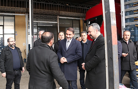 Başkan Adayı Duran'a Sebze Hali Esnafından Yoğun İlgi