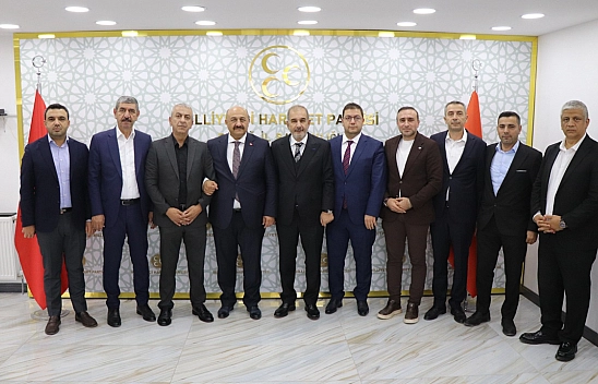 Başkan Alan'dan MHP İl Başkanı Oğuzhan Demir'e hayırlı olsun ziyareti