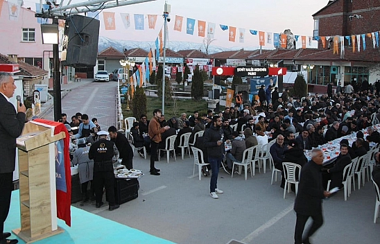 Başkan Yıldırım, İftar Programında Vatandaşlarla Bir Araya Geldi