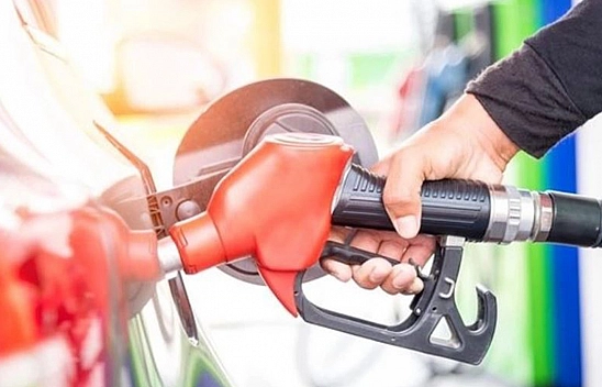 Benzin Fiyatları İçin Şok Tahmin Geldi! Benzin Fiyatları Uçuşa Geçecek...