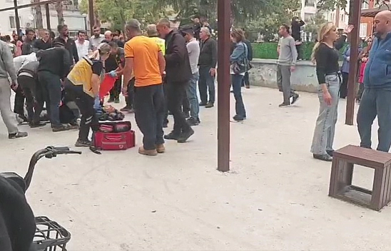Bıçaklı kavga kanlı bitti: 1 yaralı