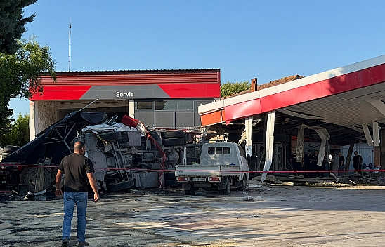 Bir anda ortalık savaş alanına döndü: Ölü ve yaralılar var
