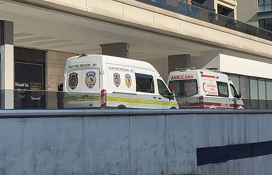 Bir evde cinayet: 2 yaralı, 1 ölü