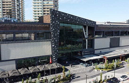 Bölgenin en büyük AVM'si 3 yaşında!