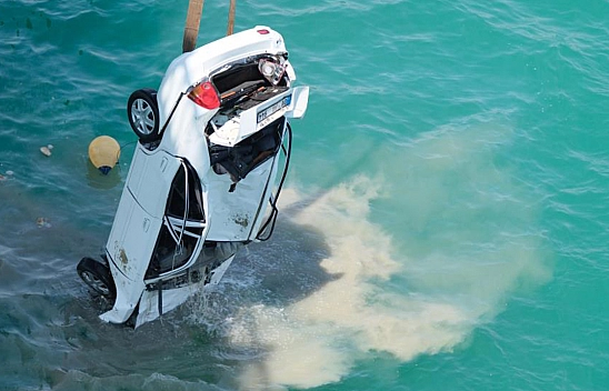 Bu Berrak Su Bir Ailenin Sonu Oldu!