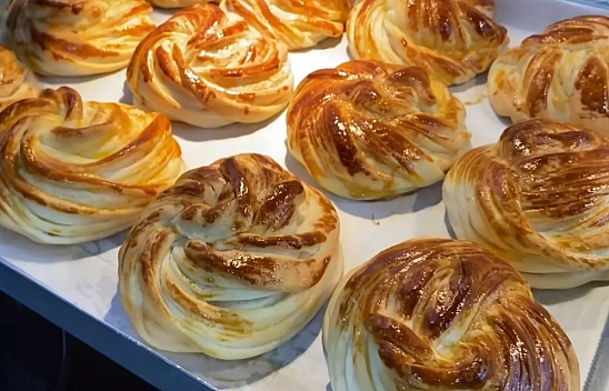 Bu tarifi sadece Elazığlı ev hanımları yapıyor: Poğaçalar puf puf oluyor! Hep böyle yapıyorlarmış