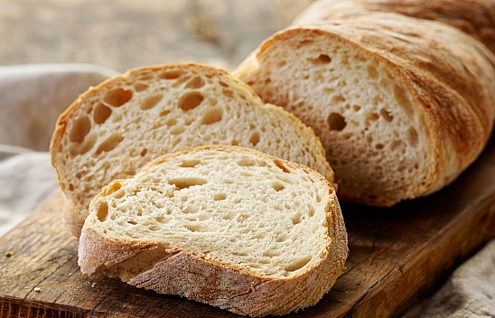 Bu yöntemlerle ekmeğiniz kesinlikle bayatlamayacak: Haftalarca saklayabilirsiniz