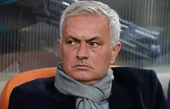 Bütün ülke Mourinho'yu konuşuyor