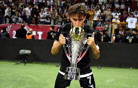 Çağrı Yağız Yasak Elazığspor'a Veda Etti