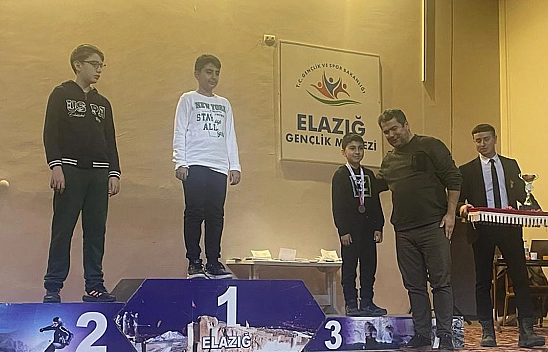 Çaturanga Satranç Kulübü Sporcuları  Turnuvaya Damga Vurdu