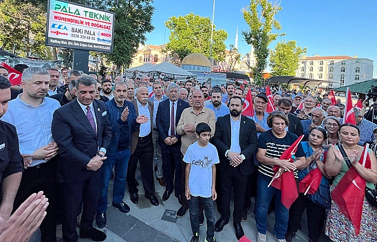 CHP Elazığ'da Filistin'e destek yürüyüşü düzenledi