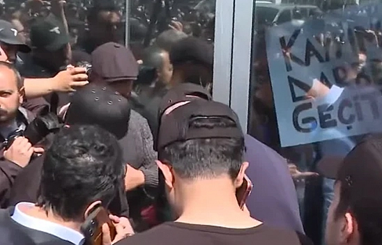 CHP Genel Merkezi'nde tahliye işlemi başlatıldı