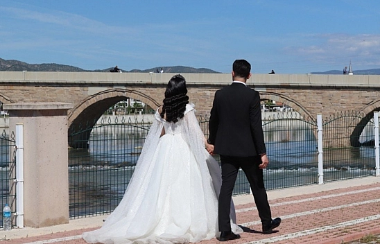 Cimrilik hem boşanma hem de tazminat sebebi