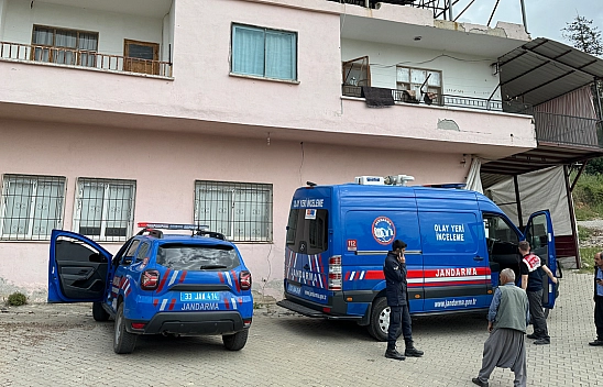 Cinnet Geçiren Anne, 9 Yaşındaki Çocuğunu Öldürdü