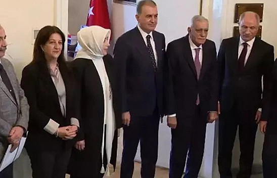 DEM Parti, AK Parti heyetiyle bir araya geldi