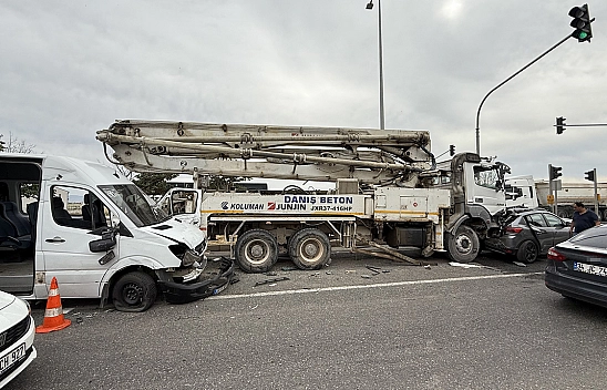 Diyarbakır-Elazığ yolunda feci kaza: 11 yaralı