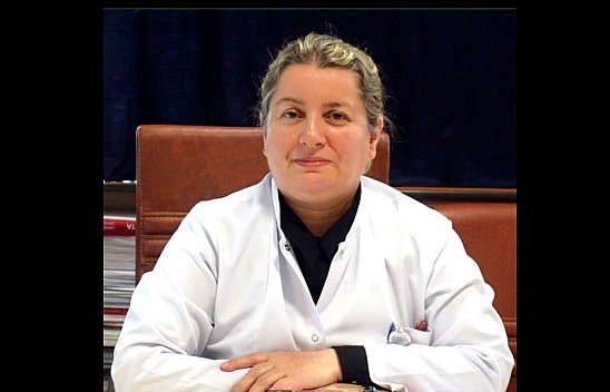 Doç. Dr. Uğur 'Hormon Sağlığı İçin Özellikle Sebze Ve Meyve Ağırlıklı Olacak Şekilde Sağlıklı Beslenmeliyiz'