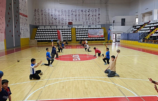 Doğukent 15 Temmuz Şehitleri Spor Salonunda Hareketliyiz