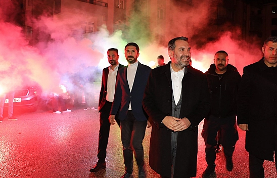 Doğukent Mahallesi Başkan Şerifoğulları'nı Yoğun İlgi Ve Coşku İle Karşıladı