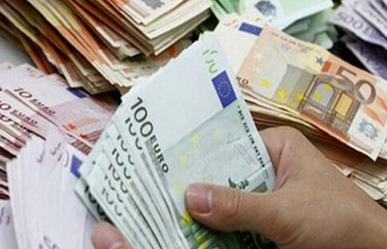 Dolar ve Euro'da Yeni Rekor!